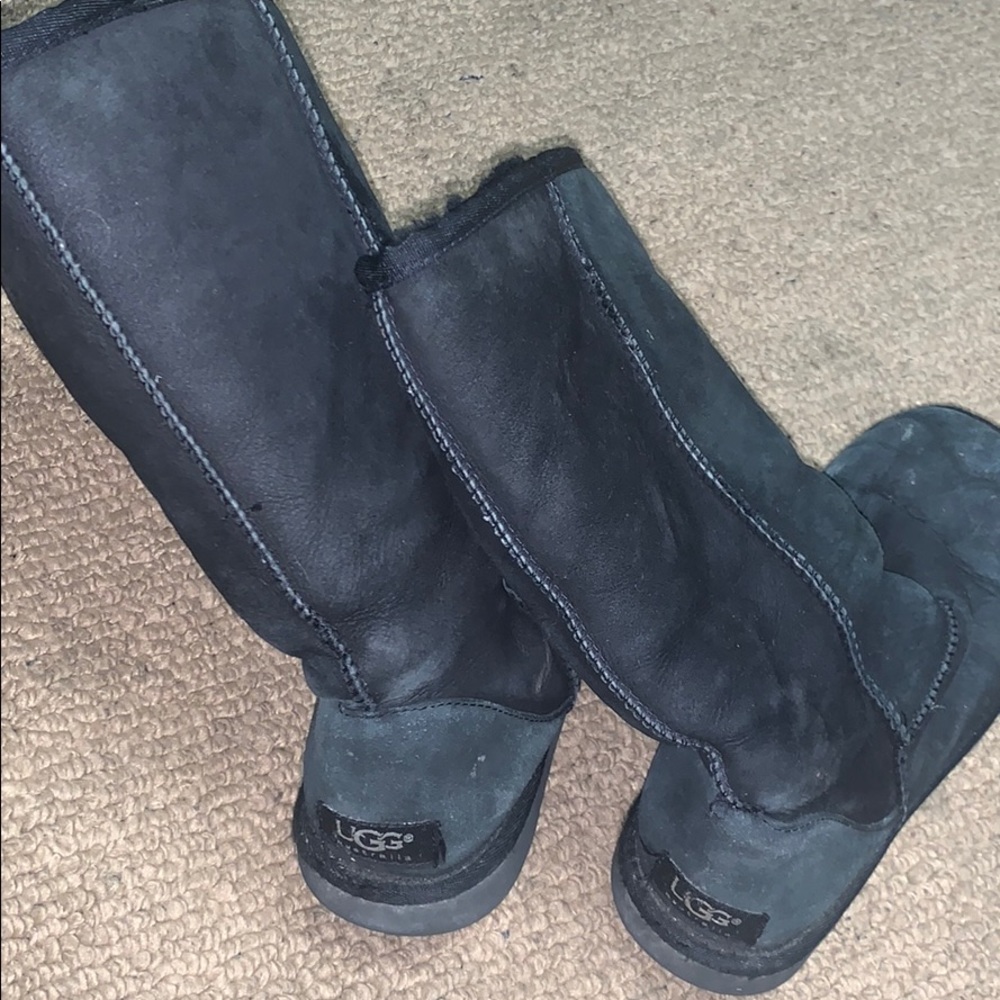 Women’s Ugg boots size 6